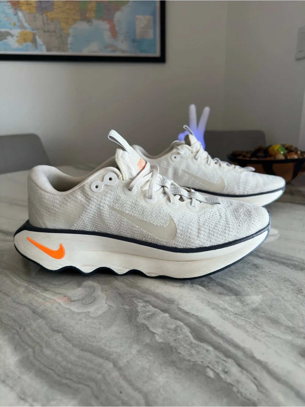 Nike Motiva Men’s Walking Shoes Sail White Orange
